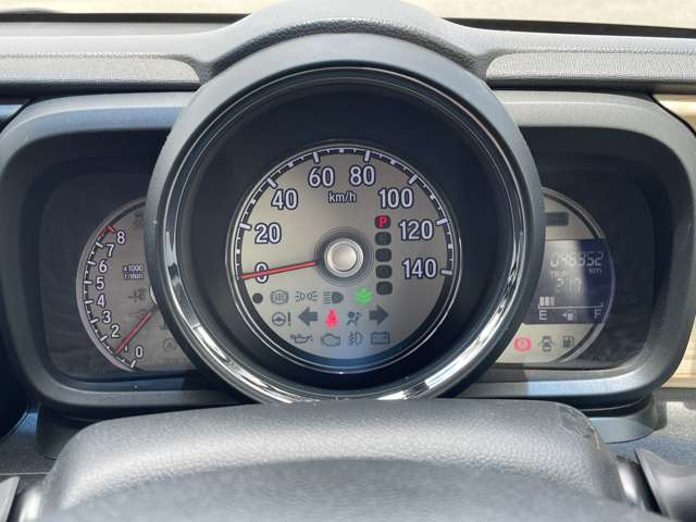 ホンダ Ｎ−ＯＮＥ ６６０ プレミアム ＳＳブラウンスタイルパッケージ H29年 (近畿) 99