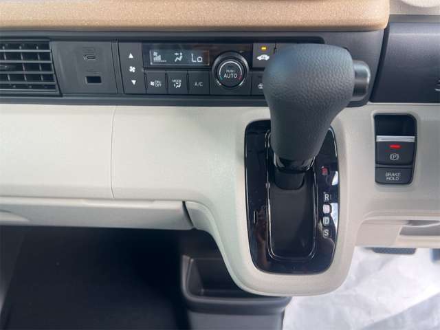 ホンダ Ｎ　ＢＯＸ ６６０ R8年 (近畿) 99