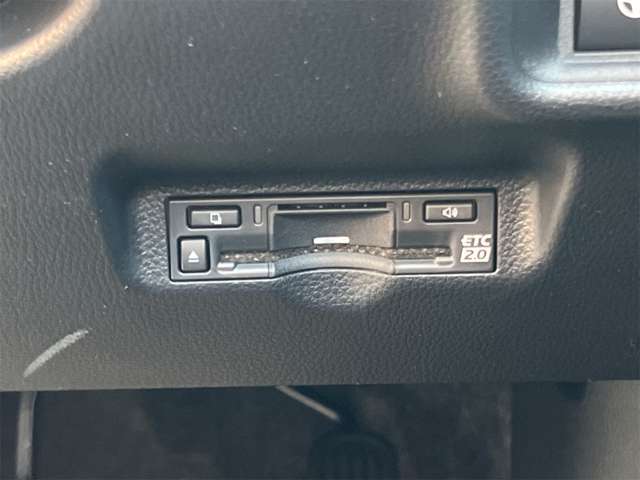 トヨタ シエンタ　ハイブリッド ハイブリッド １．５ Ｇ R8年 (近畿) 99