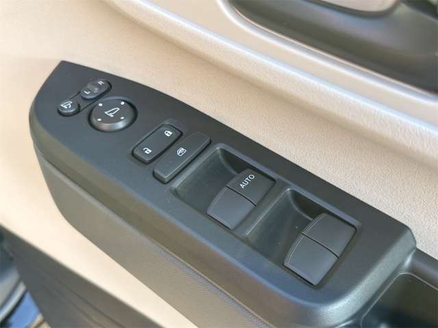 ホンダ Ｎ　ＢＯＸ ６６０ R8年 (近畿) 99