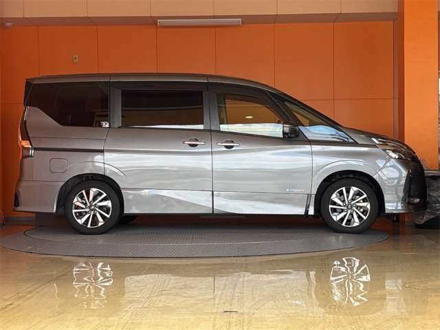 日産 セレナ １．２ Ｅ－ＰＯＷＥＲ ハイウェイスター Ｖ R3年 (近畿) 99