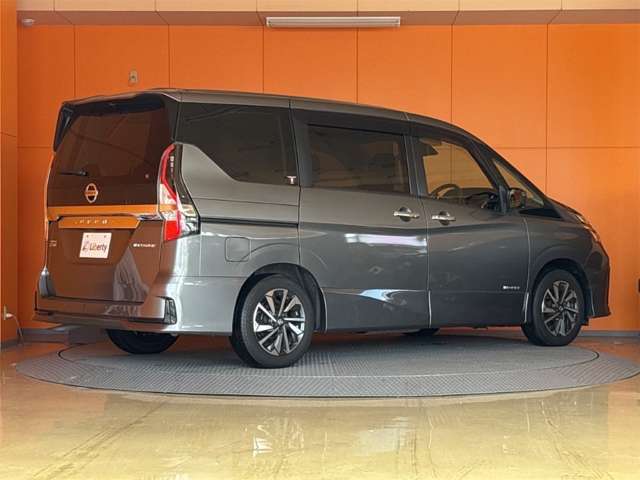 日産 セレナ １．２ Ｅ－ＰＯＷＥＲ ハイウェイスター Ｖ R3年 (近畿) 99