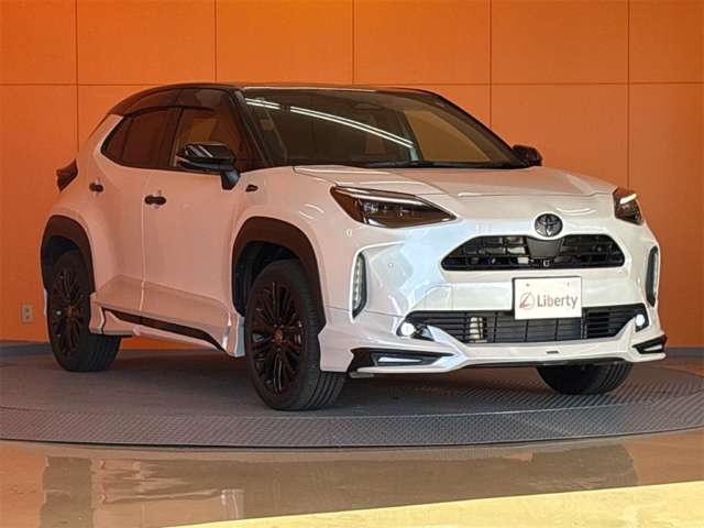 トヨタ ヤリスクロス １．５ Ｚ ウルバーノ R7年 (近畿) 99