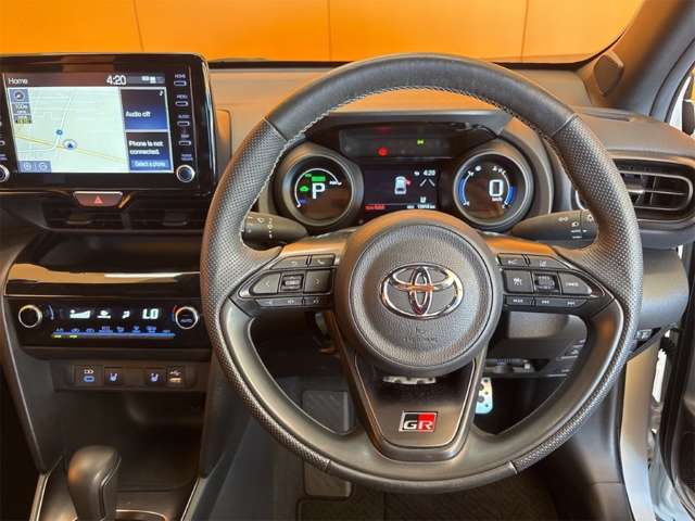 トヨタ ヤリスクロス　ハイブリッド １．５ ハイブリッド ＧＲスポーツ R5年 (近畿) 99