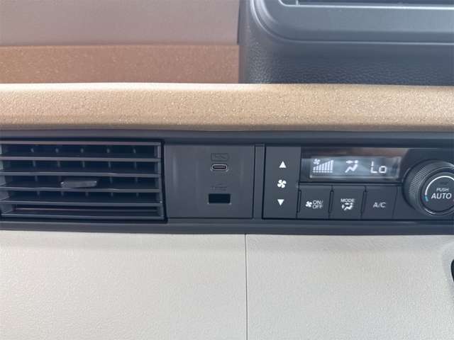 ホンダ Ｎ　ＢＯＸ ６６０ R8年 (近畿) 99