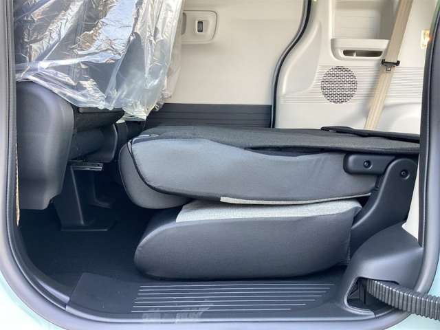 ホンダ Ｎ　ＢＯＸ ６６０ ファッションスタイル ２トーン R8年 (近畿) 99