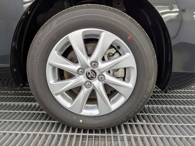 トヨタ アクア １．５ Ｚ Ｅ－ＦＯＵＲ ４ＷＤ R6年 (東北) 99