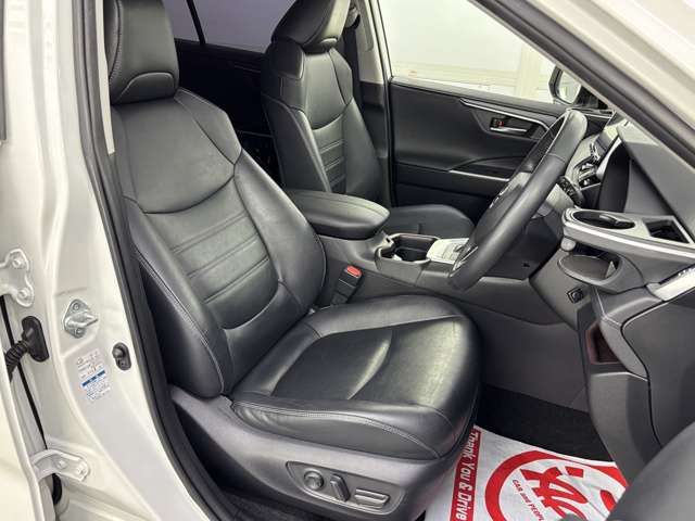 トヨタ ＲＡＶ４ ２．５ ハイブリッド Ｇ Ｅ－ＦＯＵＲ ４ＷＤ R1年 (東北) 99