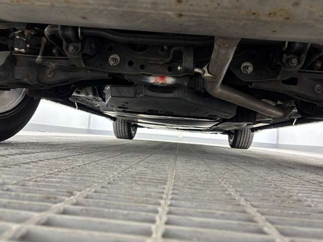 トヨタ ＲＡＶ４ ２．５ ハイブリッド Ｇ Ｅ－ＦＯＵＲ ４ＷＤ R1年 (東北) 99