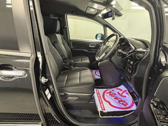 トヨタ ヴォクシー ２．０ ＺＳ 煌ＩＩ ４ＷＤ H30年 (東北) 99