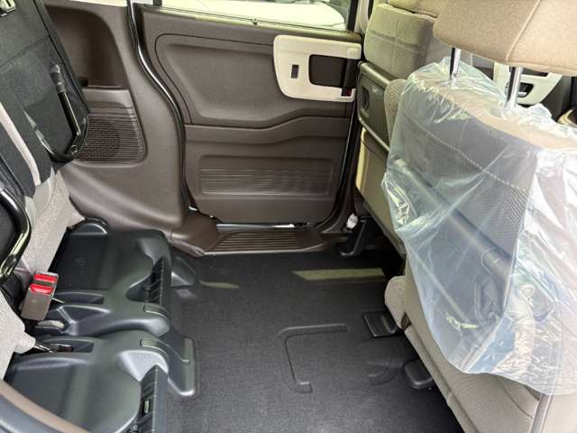 ホンダ Ｎ　ＢＯＸ ６６０ Ｌ R4年 (近畿) 99