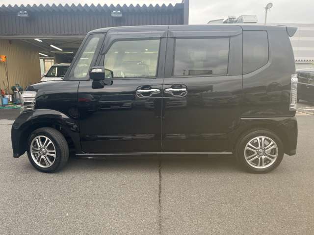 ホンダ Ｎ　ＢＯＸ ６６０ カスタムＧ ＳＳパッケージ H29年 (近畿) 99