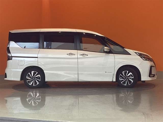 日産 セレナ １．２ Ｅ－ＰＯＷＥＲ ハイウェイスター Ｖ R3年 (近畿) 99