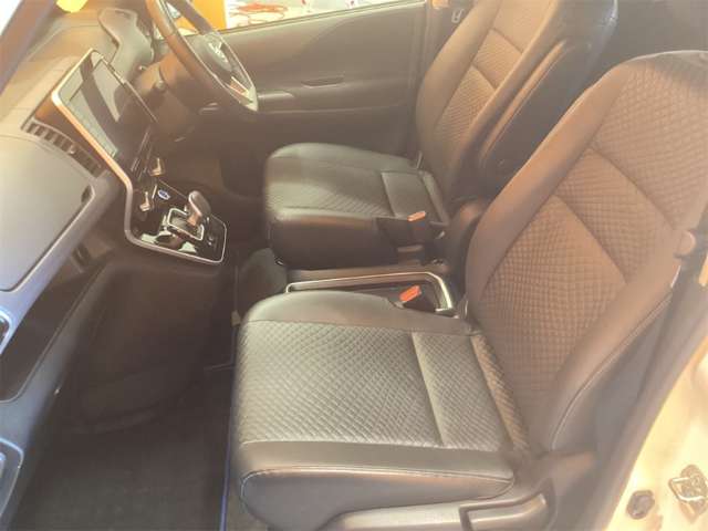 日産 セレナ １．２ Ｅ－ＰＯＷＥＲ ハイウェイスター Ｖ R3年 (近畿) 99
