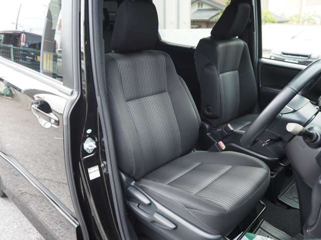 トヨタ ヴォクシー ２．０ ＺＳ H29年 (甲信越・北陸) 99