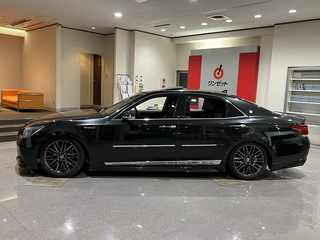 トヨタ クラウン　ハイブリッド ハイブリッド ２．５ Ｇ H25年 (近畿) 99
