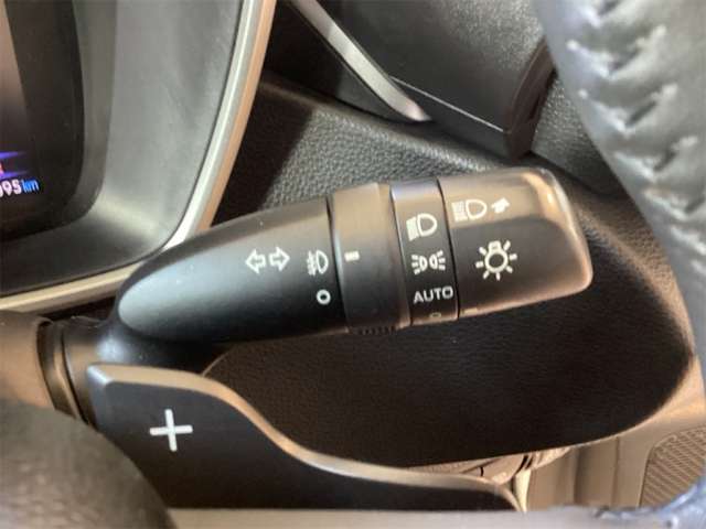 トヨタ カローラスポーツ １．２ Ｇ R3年 (近畿) 99