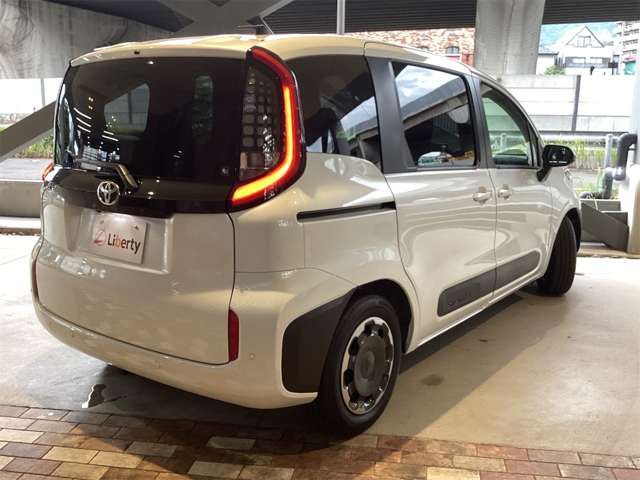 トヨタ シエンタ １．５ Ｚ R7年 (近畿) 99