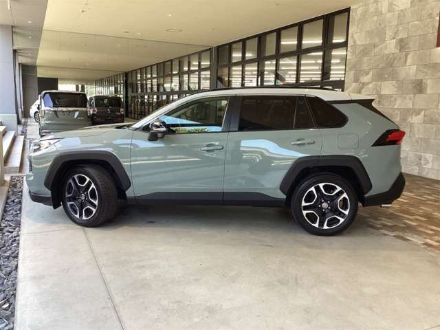 トヨタ ＲＡＶ４ ２．０ アドベンチャー ４ＷＤ R3年 (近畿) 99