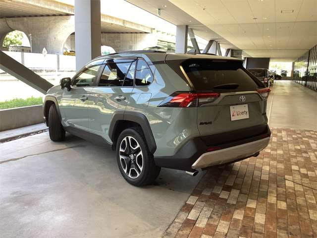 トヨタ ＲＡＶ４ ２．０ アドベンチャー ４ＷＤ R2年 (近畿) 99