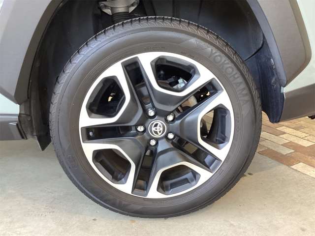 トヨタ ＲＡＶ４ ２．０ アドベンチャー ４ＷＤ R2年 (近畿) 99