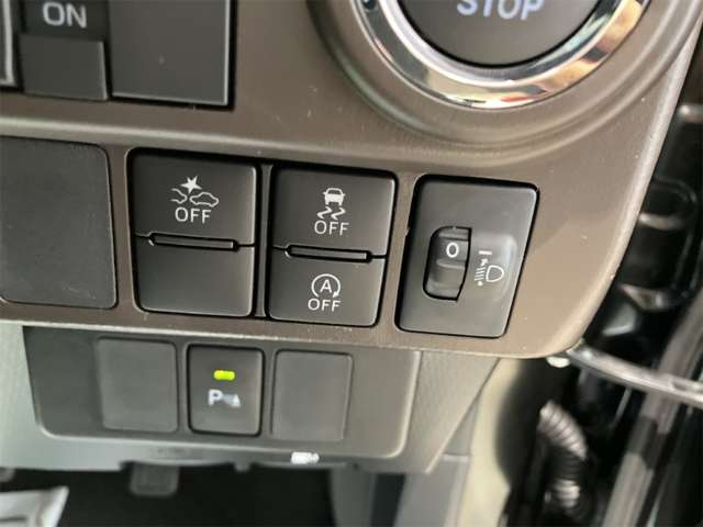 トヨタ ルーミー １．０ Ｘ R8年 (近畿) 99