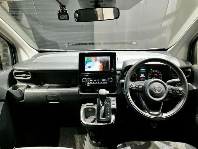 トヨタ シエンタ　ハイブリッド ハイブリッド １．５ Ｇ R4年 (近畿) 99