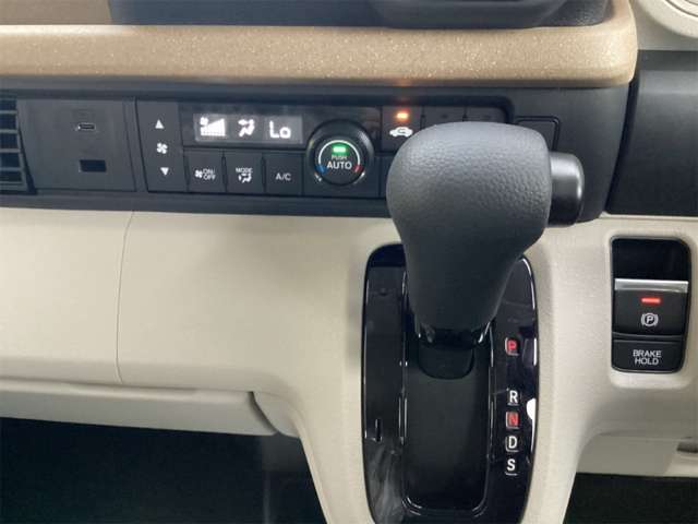 ホンダ Ｎ　ＢＯＸ ６６０ R8年 (近畿) 99