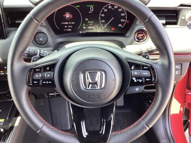 ホンダ ヴェゼル １．５ Ｅ：ＨＥＶ ＲＳ R7年 (近畿) 99