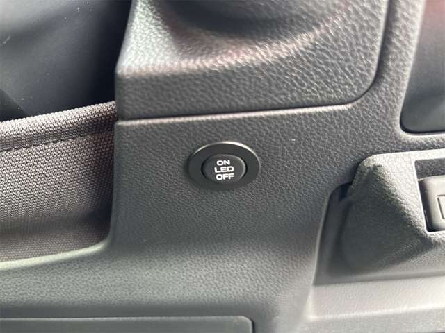 スバル フォレスター １．８ スポーツ ４ＷＤ R4年 (九州・沖縄) 99