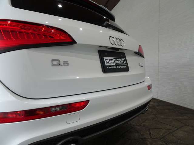 アウディ Ｑ５ ２．０ ＴＦＳＩ クワトロ Ｓラインパッケージ ４ＷＤ H25年 () 99