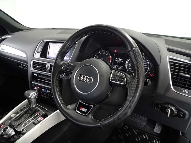 アウディ Ｑ５ ２．０ ＴＦＳＩ クワトロ Ｓラインパッケージ ４ＷＤ H25年 () 99
