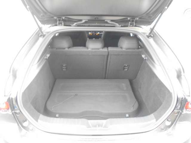 マツダ ＭＡＺＤＡ３　ファストバック １．５ １５Ｃ Ｉ セレクション R7年 (関東) 99