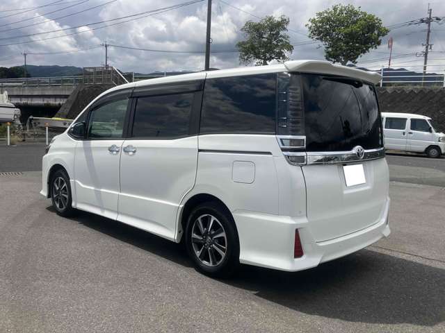 トヨタ ヴォクシー ２．０ ＺＳ 煌ＩＩ R2年 (九州・沖縄) 99