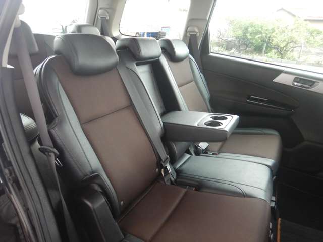 スバル エクシーガ　クロスオーバー７ ２．５ モダン スタイル ４ＷＤ H28年 (東海) 99