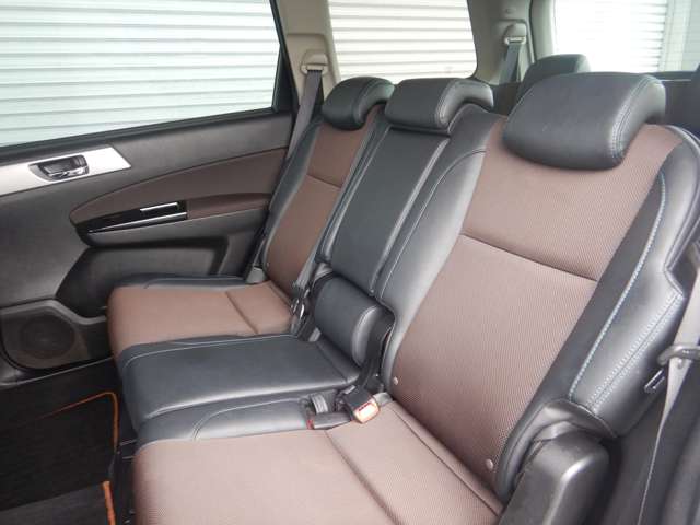 スバル エクシーガ　クロスオーバー７ ２．５ モダン スタイル ４ＷＤ H28年 (東海) 99