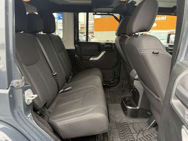 ジープ ラングラー　アンリミテッド アンリミテッド サハラ ４ＷＤ H29年 (東海) 99