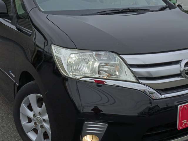 日産 セレナ ２．０ ハイウェイスター Ｓ－ＨＹＢＲＩＤ Ｖセレクション H25年 (東海) 99