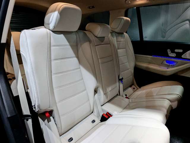 メルセデスベンツ ＧＬＳクラス ４００ Ｄ ４マチック ＡＭＧライン ディーゼルターボ ４ＷＤ R3年 () 99