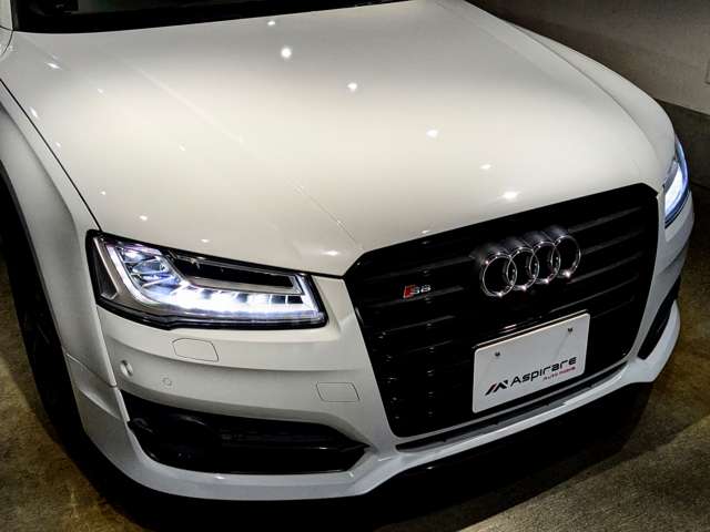 アウディ Ｓ８　プラス プラス ４ＷＤ H28年 () 99