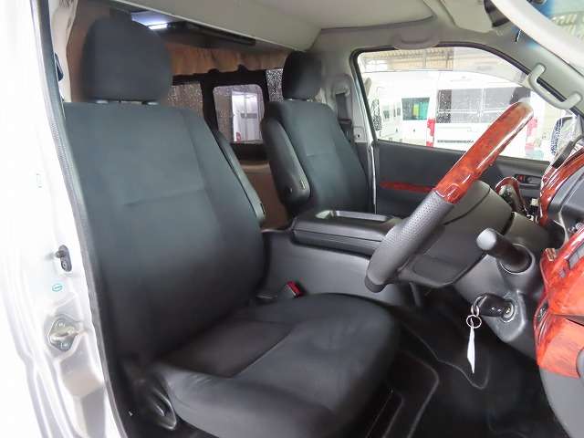 トヨタ ハイエースバン キャンピングカー H28年 () 99