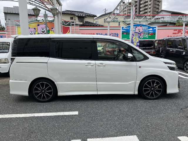 トヨタ ヴォクシー ２．０ ＺＳ ＧＲ スポーツ H29年 () 99