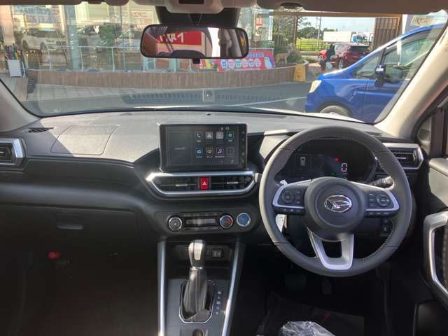 ダイハツ ロッキー １．２ プレミアム Ｇ ＨＥＶ R8年 (関東) 99