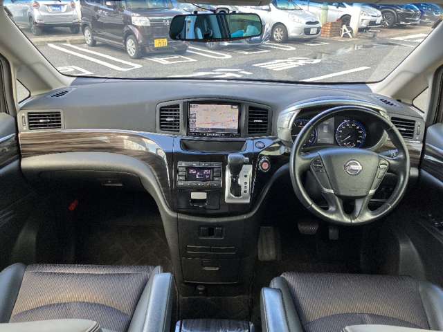 日産 エルグランド ２．５ ２５０ハイウェイスターＳ H30年 (関東) 99
