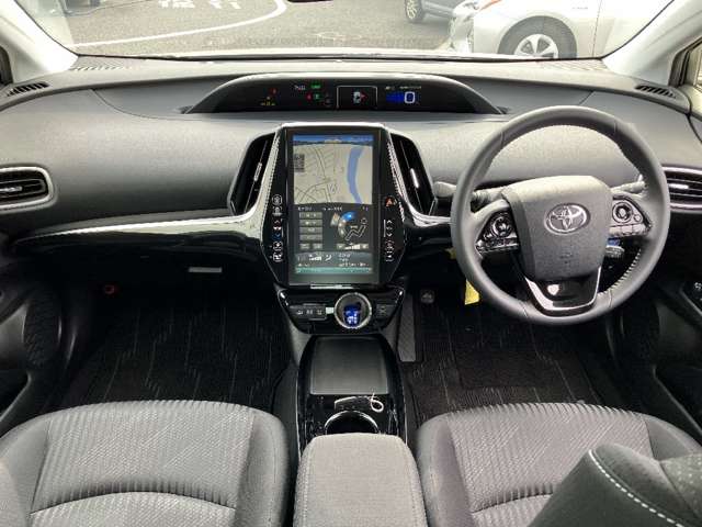 トヨタ プリウスＰＨＶ １．８ Ｓ ナビパッケージ R2年 (関東) 99