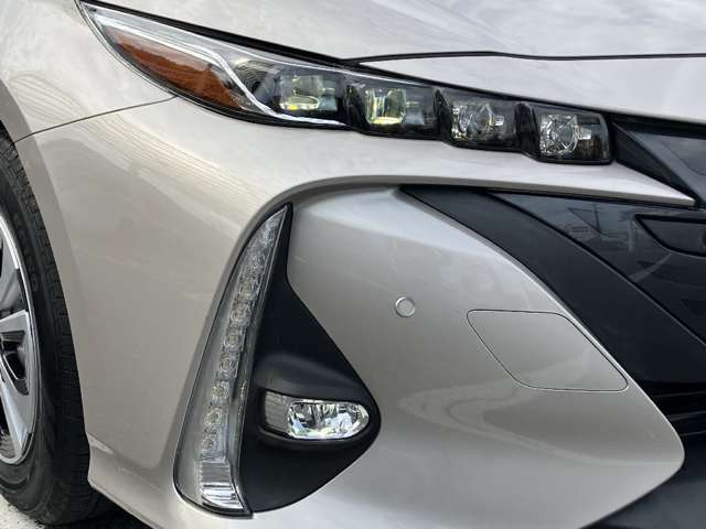 トヨタ プリウスＰＨＶ １．８ Ｓ ナビパッケージ R2年 (関東) 99