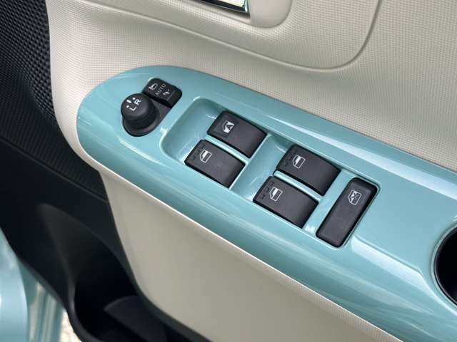 ダイハツ ムーヴ　キャンバス ６６０ Ｇ ホワイトアクセント リミテッド ＳＡＩＩＩ R2年 (関東) 99