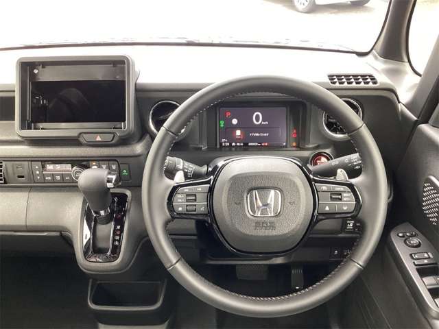 ホンダ Ｎ　ＢＯＸ カスタム ６６０ ターボ R8年 (近畿) 99