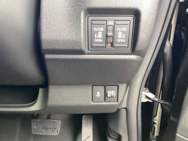 ホンダ Ｎ　ＢＯＸ カスタム ６６０ ターボ R8年 (近畿) 99