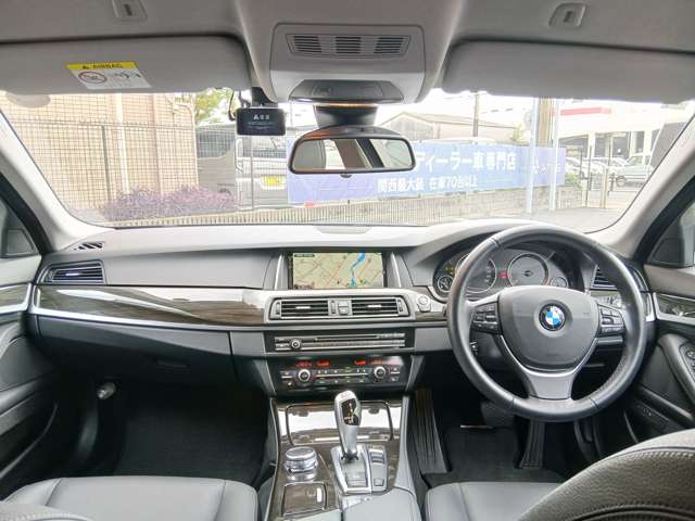 ＢＭＷ ５シリーズ ５２３Ｄ ラグジュアリー ディーゼルターボ H29年 () 99